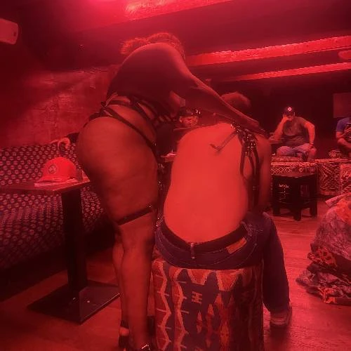 Big mama stripshow